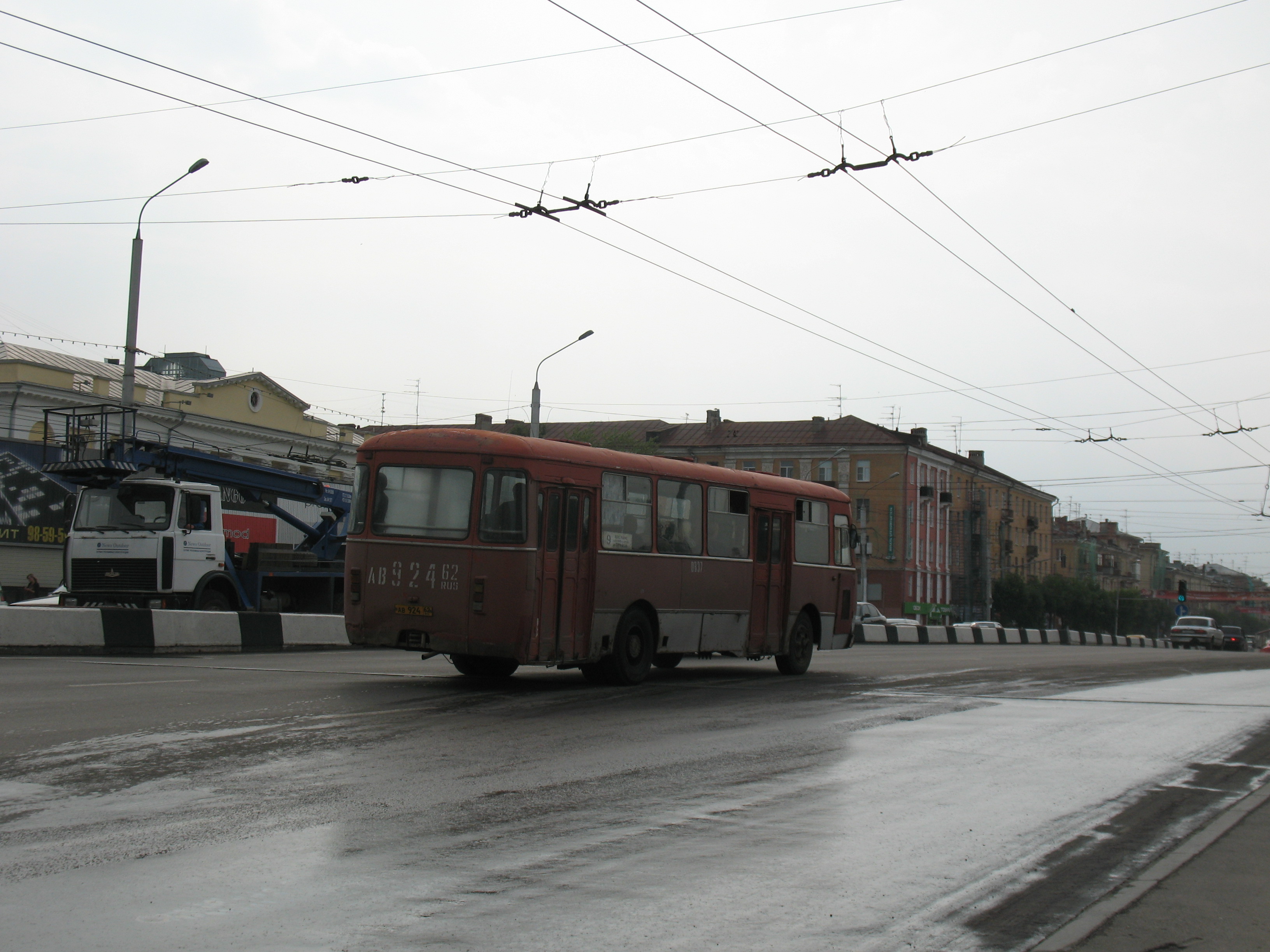 Городской автобус ЛиАЗ-677М АВ 924 62 (-2007)